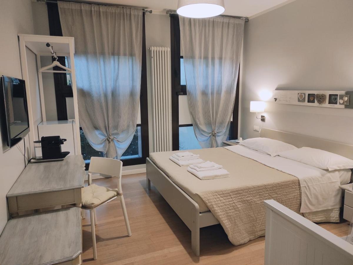 Bed In Bo Saragozza Hotel Bologna Kültér fotó